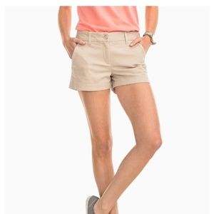 Southern Tide Leah Khaki Shorts